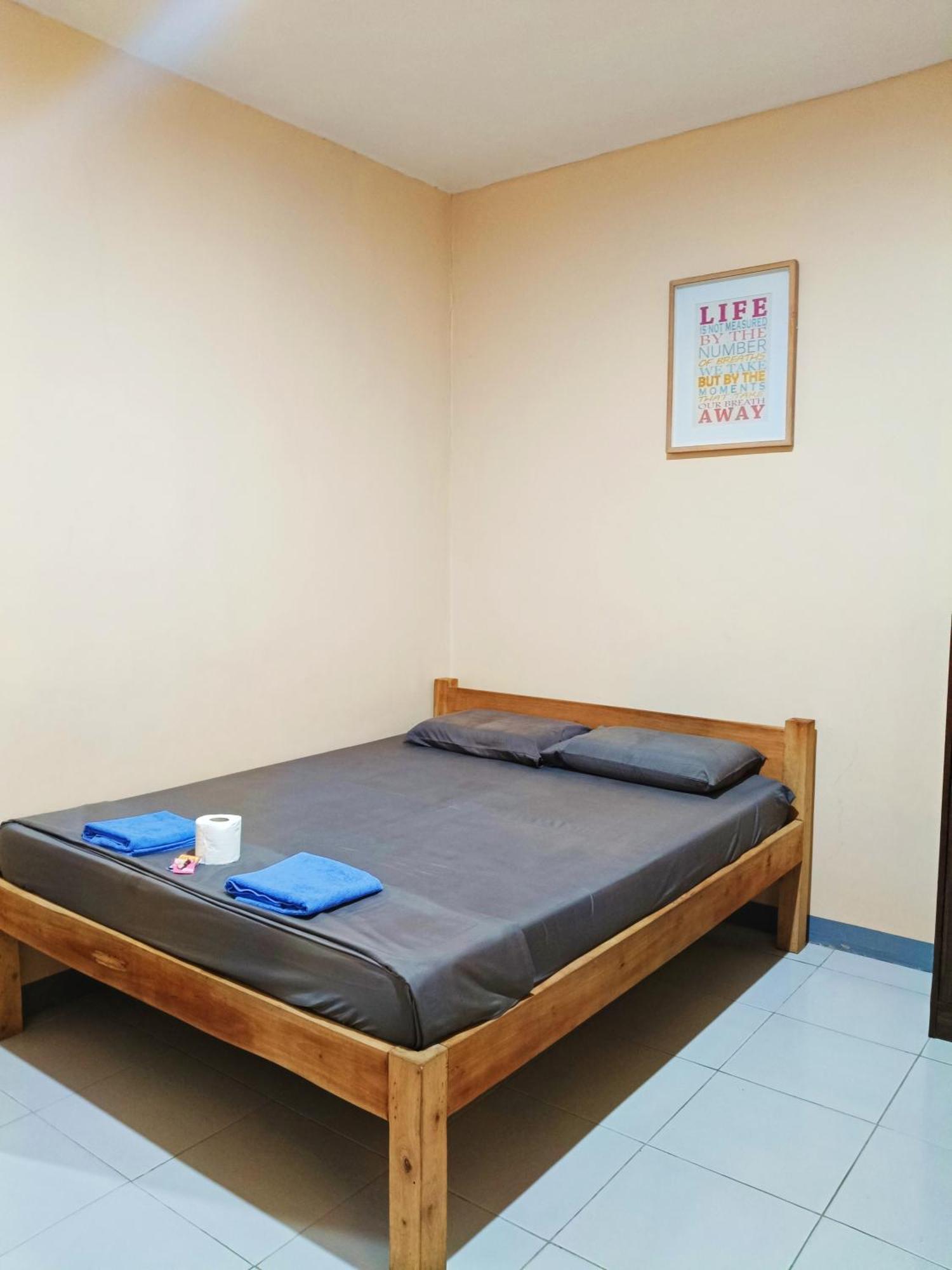 James Homestay Siquijor Quarto foto